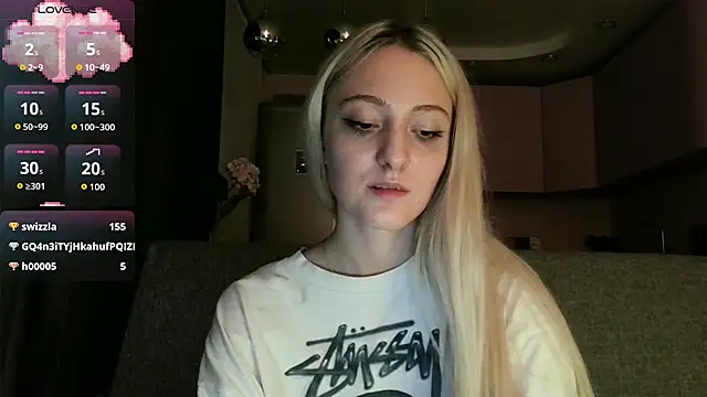 Snapshot of white_liillyy chatting on September 14, 2025, 12:21 am white liillyy online show from September 14, 2025, 12:21 am