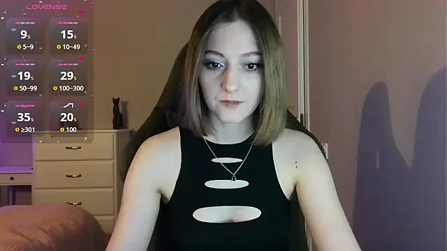 white liillyy online show from June 13, 2026, 8:07 pm
