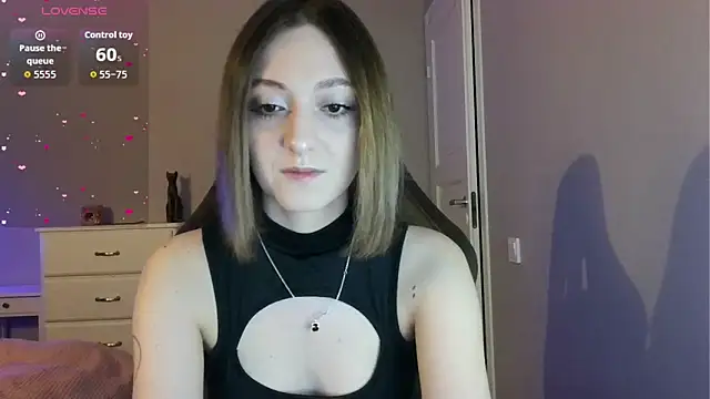 white liillyy online show from June 19, 2026, 8:56 pm