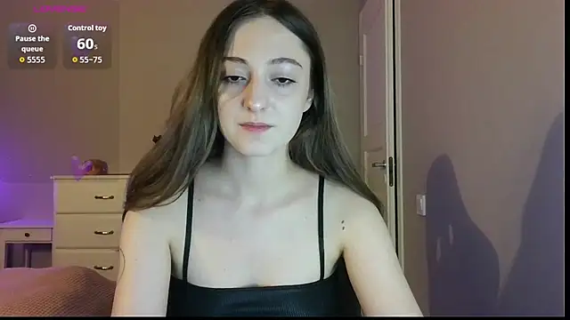 white liillyy online show from July 4, 2026, 8:26 pm