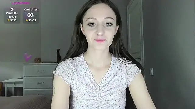 white liillyy online show from July 28, 2026, 9:58 pm