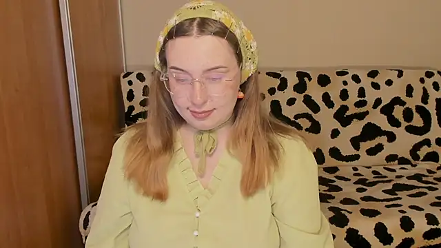 just fucked777 online show from June 10, 2026, 1:54 pm