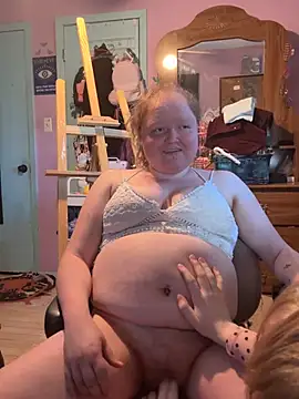 KadiSparkle online show from March 25, 2026, 7:20 pm