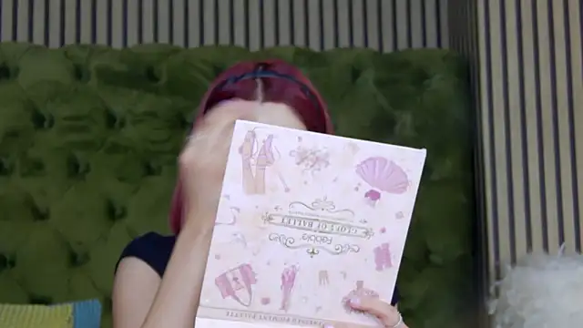 LunaHart online show from February 22, 2026, 9:08 am