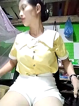 Snapshot of tdtd98 chatting on September 28, 2025, 5:02 am tdtd98 online show from September 28, 2025, 5:02 am