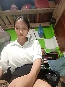 Snapshot of tdtd98 chatting on October 3, 2025, 8:11 am tdtd98 online show from October 3, 2025, 8:11 am