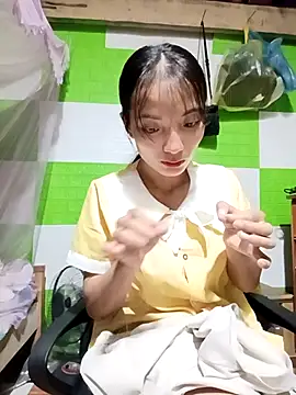 Snapshot of tdtd98 chatting on October 31, 2025, 9:21 am tdtd98 online show from October 31, 2025, 9:21 am