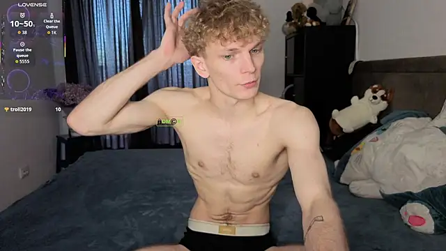 adam chris online show from October 19, 2025, 9:10 am