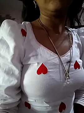 Snapshot of Paakhi-Singh chatting on November 7, 2025, 5:51 am Paakhi-Singh online show from November 7, 2025, 5:51 am