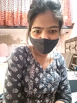 Snapshot of Paakhi-Singh chatting on November 25, 2025, 4:12 am Paakhi-Singh online show from November 25, 2025, 4:12 am