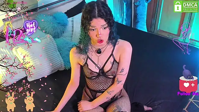 Bluedarkelf888 online show from May 1, 2026, 1:21 am