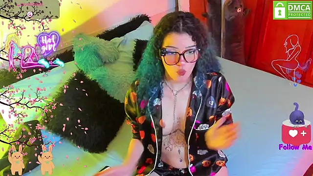Bluedarkelf888 online show from May 5, 2026, 11:35 pm