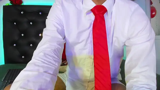 DEAMOL online show from December 2, 2025, 6:47 pm