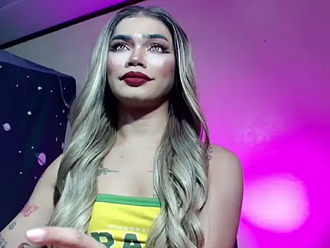 hugecockbabe online show from June 25, 2026, 10:03 pm