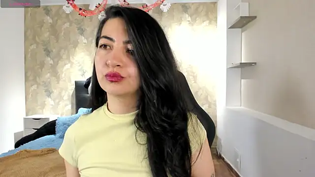 Snapshot of Saya_Amaretto1 chatting on October 20, 2025, 8:09 pm Saya Amaretto1 online show from October 20, 2025, 8:09 pm