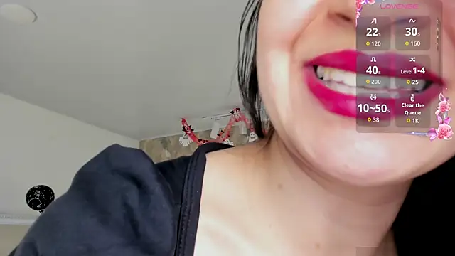 Snapshot of Saya_Amaretto1 chatting on October 30, 2025, 7:14 pm Saya Amaretto1 online show from October 30, 2025, 7:14 pm