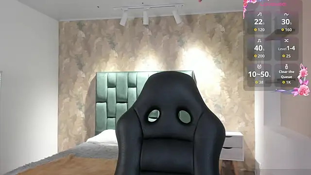 Snapshot of Saya_Amaretto1 chatting on November 5, 2025, 9:04 pm Saya Amaretto1 online show from November 5, 2025, 9:04 pm