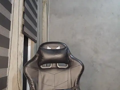 RowyCam online show from September 8, 2025, 3:11 pm