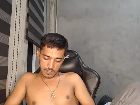 RowyCam online show from September 9, 2025, 3:00 pm