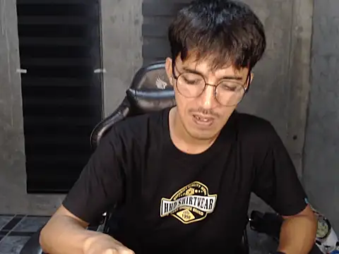 RowyCam online show from January 12, 2026, 11:26 am