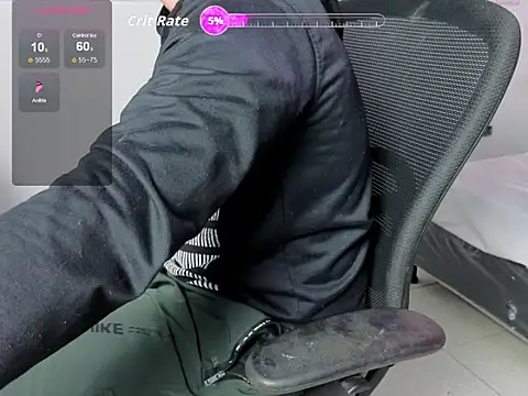 Snapshot of invincible200 chatting on October 18, 2025, 2:40 pm invincible200 online show from October 18, 2025, 2:40 pm