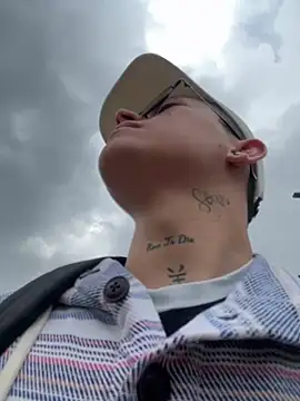 Kurtxxx22 online show from February 7, 2026, 8:56 pm