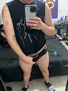 Kurtxxx22 online show from May 1, 2026, 2:38 am