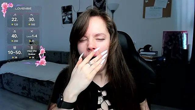 Snapshot of cute_little_ass chatting on March 7, 2026, 5:04 am cute little ass online show from March 7, 2026, 5:04 am