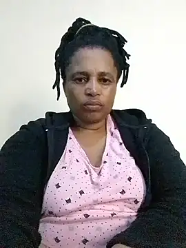 Snapshot of Prettyboobiesx chatting on November 6, 2025, 10:43 pm Prettyboobiesx online show from November 6, 2025, 10:43 pm