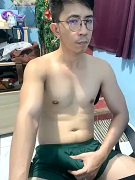 ieat monsters online show from December 18, 2025, 6:52 am