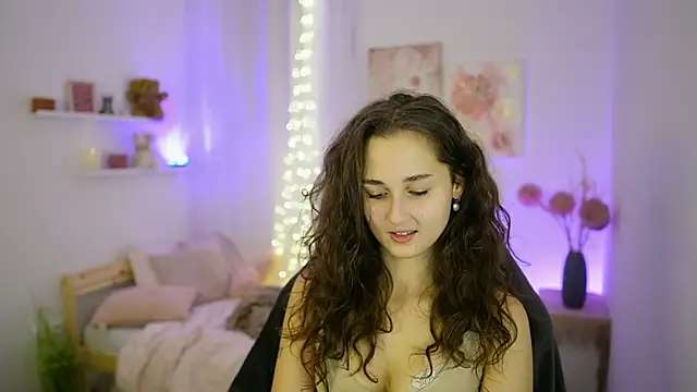 Annita Grey online show from October 3, 2025, 6:38 pm