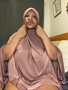 Sweetbxxx24 online show from March 10, 2026, 5:07 pm