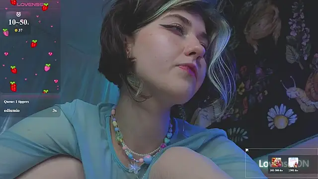 Snapshot of Miko_Meow chatting on July 5, 2026, 3:30 pm Miko Meow online show from July 5, 2026, 3:30 pm