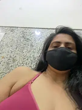SashaPatel online show from June 15, 2026, 2:41 pm
