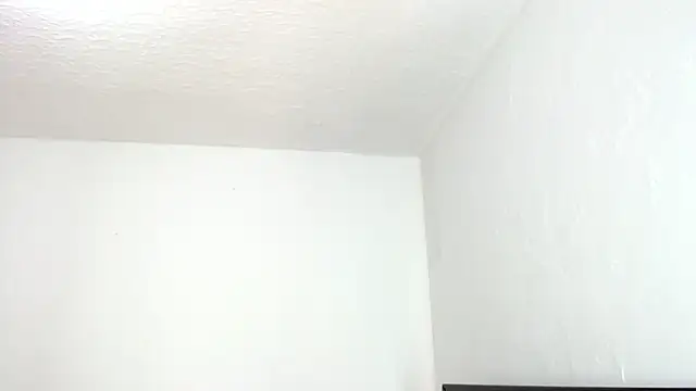 Alex mojica online show from December 16, 2025, 6:07 am