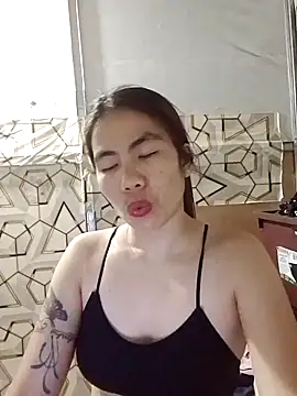 Deliciousgirl14 online show from February 22, 2026, 3:32 pm