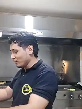 Snapshot of LordValdomero-00 chatting on December 2, 2025, 1:33 am LordValdomero-00 online show from December 2, 2025, 1:33 am