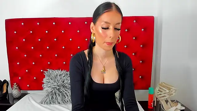 Snapshot of PleasureJasmine chatting on October 13, 2025, 7:52 am PleasureJasmine online show from October 13, 2025, 7:52 am