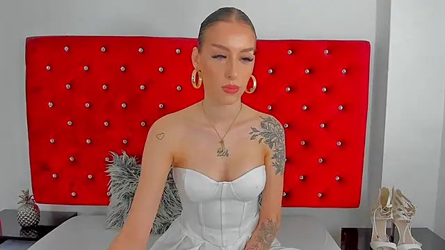 Snapshot of PleasureJasmine chatting on November 24, 2025, 10:48 am PleasureJasmine online show from November 24, 2025, 10:48 am