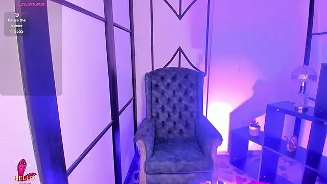 NahomiRichards  online show from January 11, 2026, 4:50 am