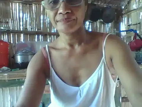 Snapshot of Kristen05 chatting on September 10, 2025, 5:18 am Kristen05 online show from September 10, 2025, 5:18 am