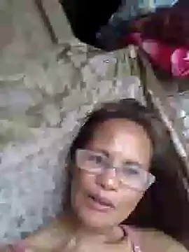 Snapshot of Kristen05 chatting on November 22, 2025, 7:18 am Kristen05 online show from November 22, 2025, 7:18 am