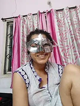 Snapshot of thanusi_2 chatting on June 19, 2026, 5:28 pm thanusi 2 online show from June 19, 2026, 5:28 pm