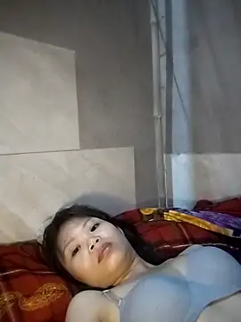 LinhNa999 online show from September 29, 2025, 12:54 pm