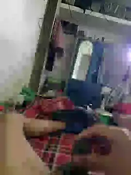 Snapshot of hotbull30 chatting on July 6, 2026, 6:10 am hotbull30 online show from July 6, 2026, 6:10 am