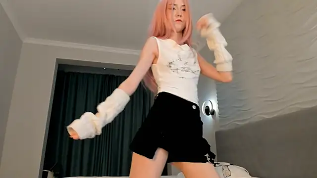 kawai mai online show from November 17, 2025, 4:13 pm