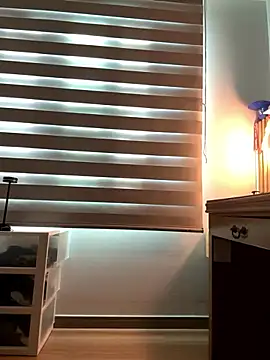 Snapshot of jdorraa1112 chatting on December 4, 2025, 1:04 am jdorraa1112 online show from December 4, 2025, 1:04 am