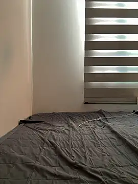 Snapshot of jdorraa1112 chatting on December 5, 2025, 1:14 am jdorraa1112 online show from December 5, 2025, 1:14 am