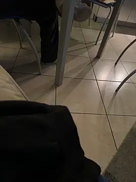 Manu97k online show from October 28, 2025, 7:38 pm