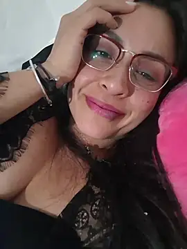 Snapshot of astridcollinsvip chatting on July 17, 2026, 9:38 am astridcollinsvip online show from July 17, 2026, 9:38 am
